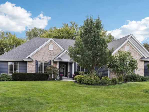 460 East Red Pine CIRCLE, Dousman, WI 53118