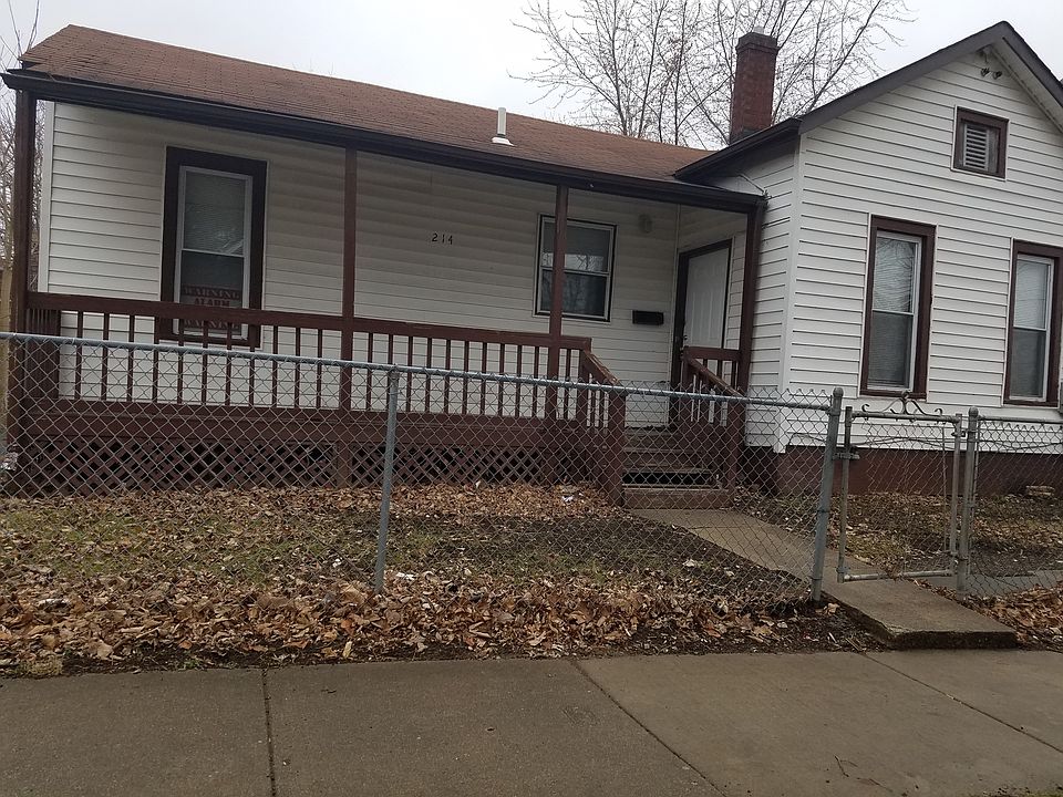 1st image of 214 S Victory St #214