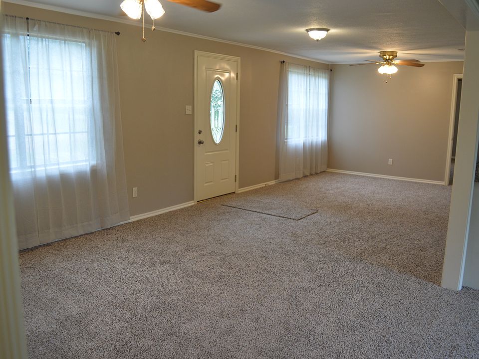 1st image of 12010 N Highland Dr