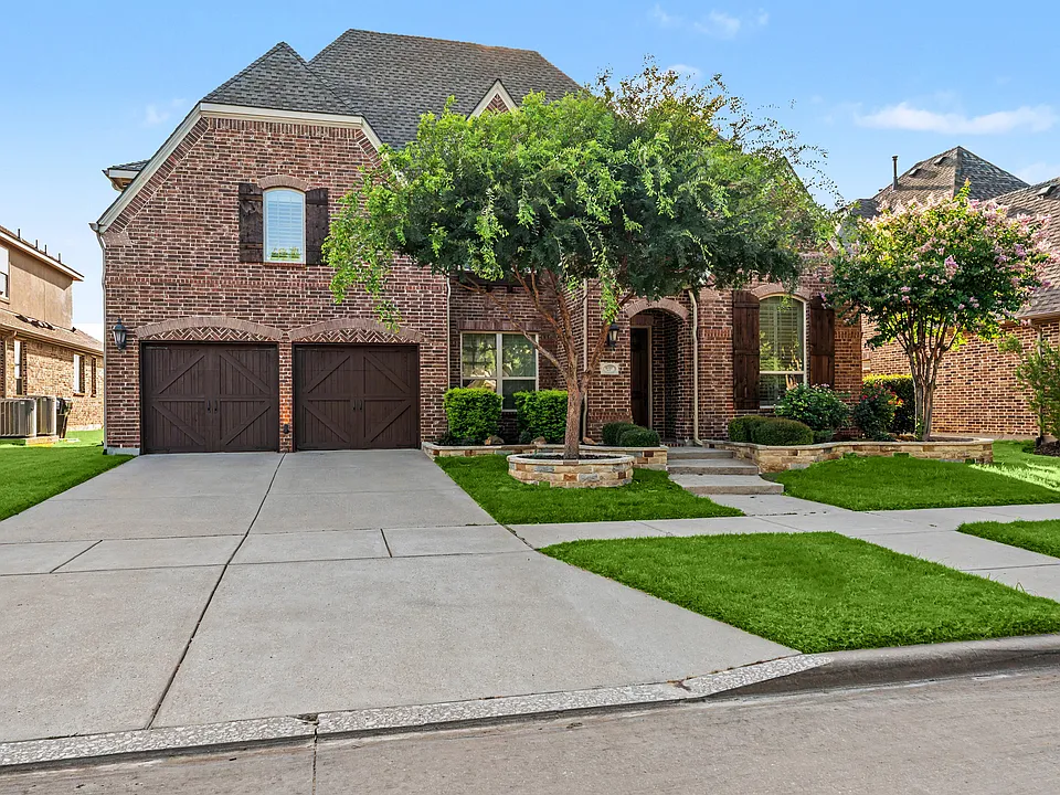 7527 Wright Dr