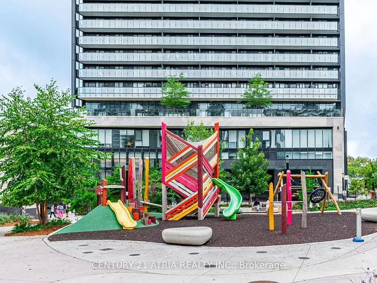 575 Bloor St E #2905 — Photo 15