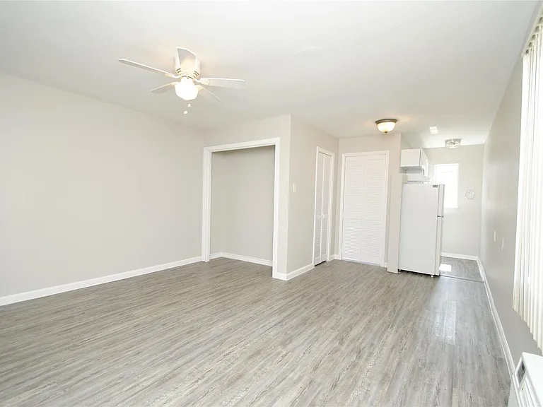 2501 Yoakum Blvd #3 — Photo 5