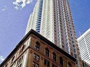1 King St W Unit 2612, Toronto, ON M5H 1A1