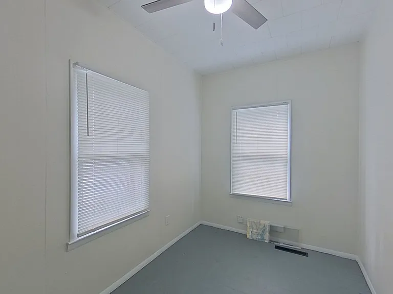 1473 Thomas Ave — Photo 16