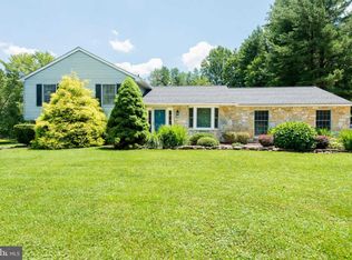 1259 Heritage Farms Ct, Sykesville, MD 21784