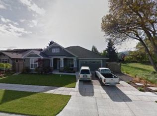 965 Klippel Dr, Jacksonville, OR