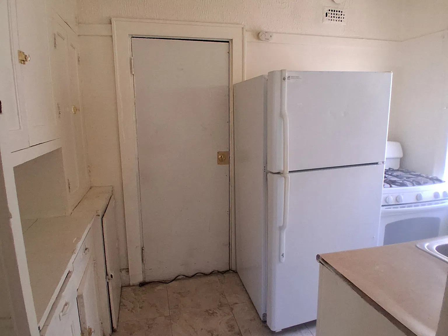 2453 N 17th St - 8 — Photo 2