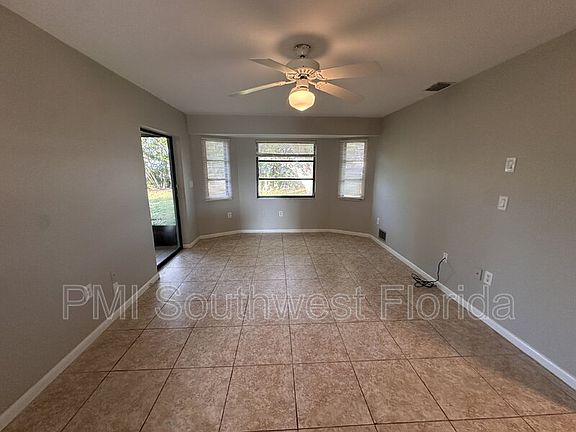 3rd image of 748 Forest Hill Ln