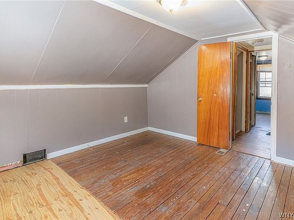 5th image of 59 Riverview Pl