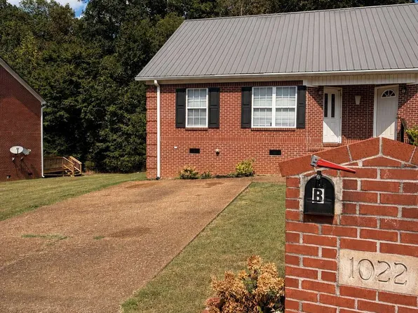 1022B Wesley Cv, Henderson, TN 38340