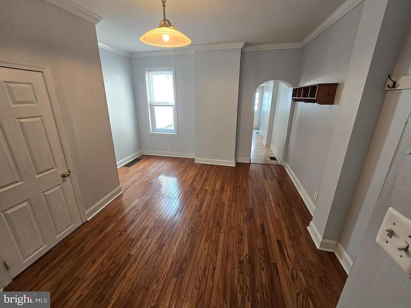 5th image of 4420 Fleming St