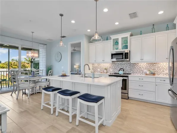 2543 Seychelles DR #605, NAPLES, FL 34112