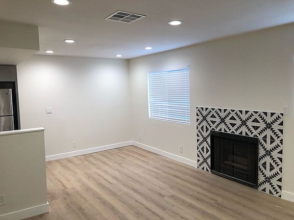 2nd image of 2455 Corinth Ave APT 103