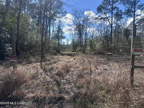 5th image of Orange Grove Rd