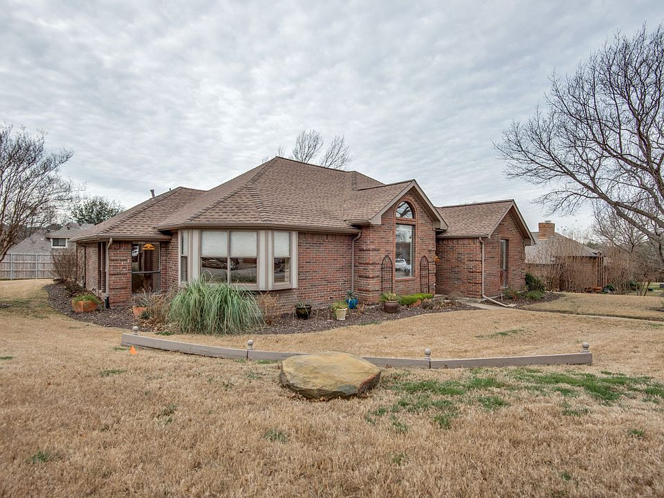 2828-sausalito-dr-carrollton-tx-High-Res-2.jpg