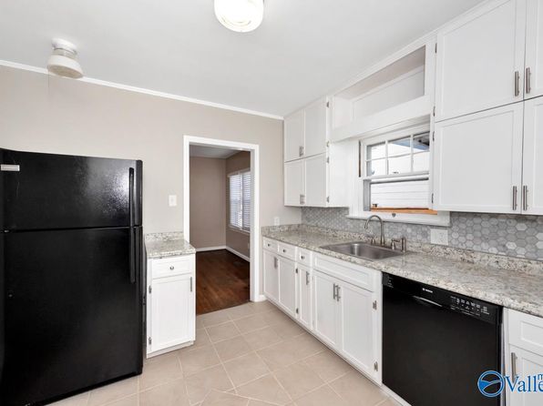 huntsville-alabama-92132369 picture