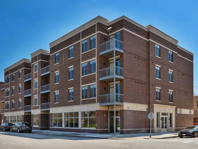 243 E 31st St #202