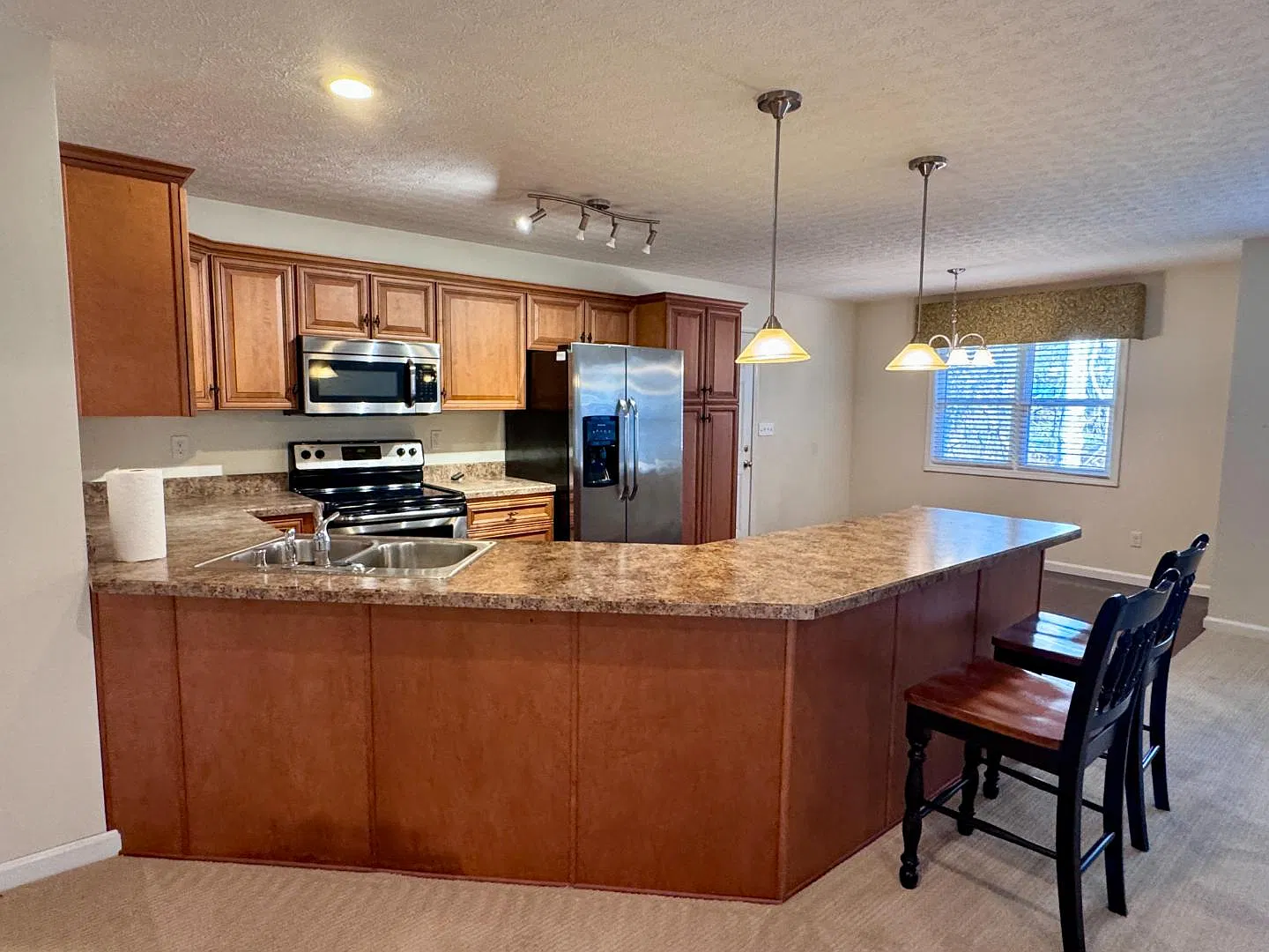 406 Valley Greens Rd — Photo 3