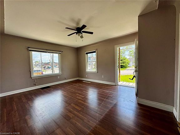 4th image of 89 Lincoln Ave