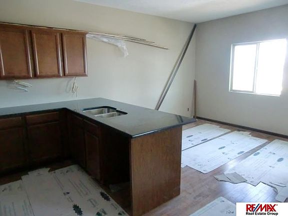 4th image of 3907 N 156th Ave