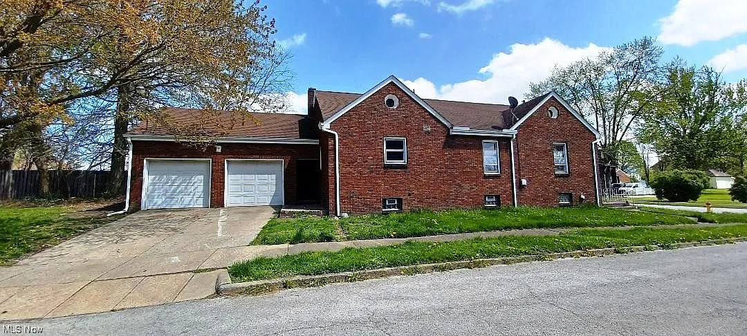 528 Tenney Ave photo 1