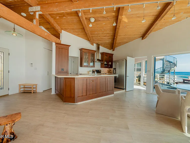 43300 Pacific Coast Hwy — Photo 8