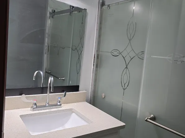 3212 E Henry Ave #0, Tampa, FL 33610