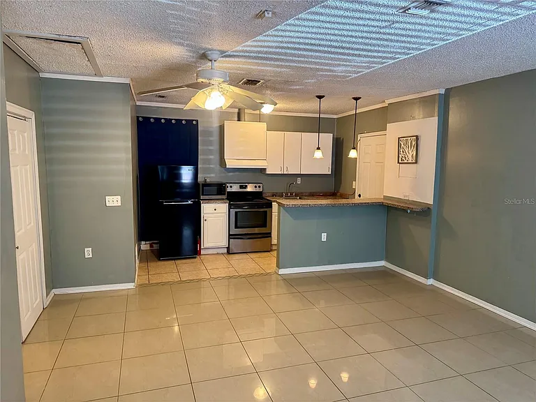 5521 Axiom Ave — Photo 4