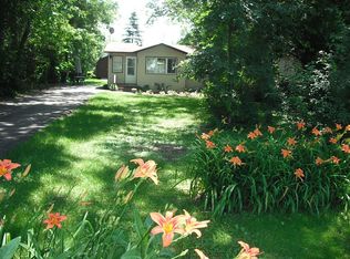 8005 White Oaks Rd, Wonder Lake, IL 60097