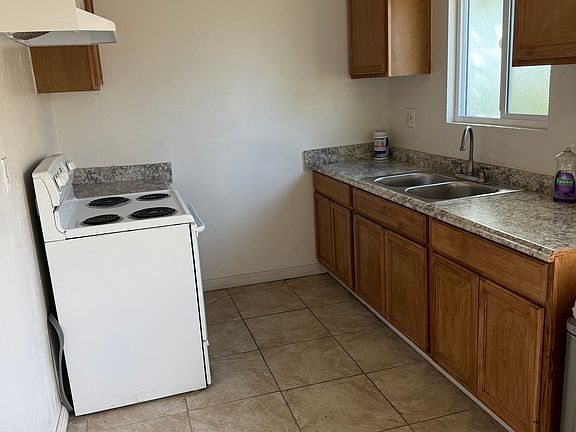 5th image of 639 Bedlow Dr #639