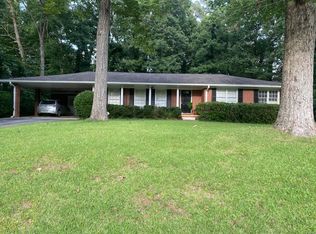 1112 Valerie Woods Dr, Stone Mountain, GA 30083