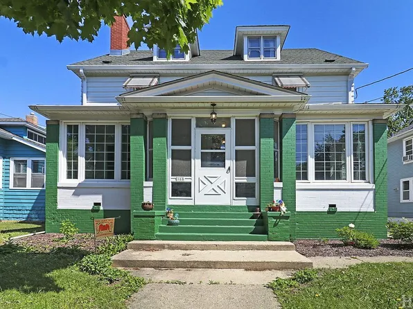 318 W Ridgeland Ave, Waukegan, IL 60085