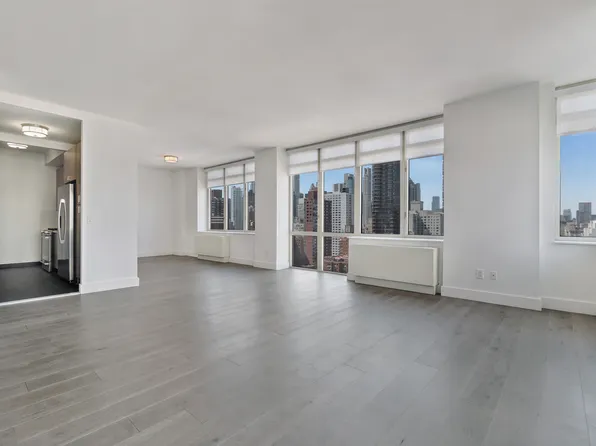 400 E 66th St #Phb, New York, NY 10065