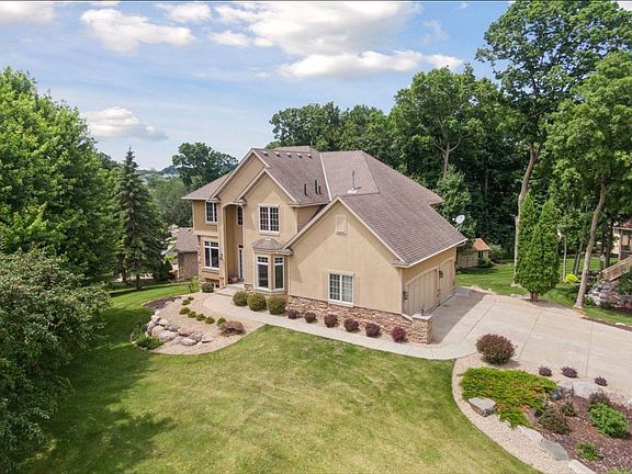 3rd image of 15208 Fairway Heights Rd NW