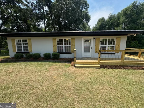 105 Gettys St, East Dublin, GA 31027