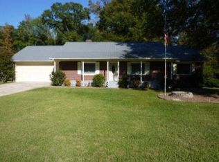 215 Timber Ridge Trl, Carrollton, GA 30117