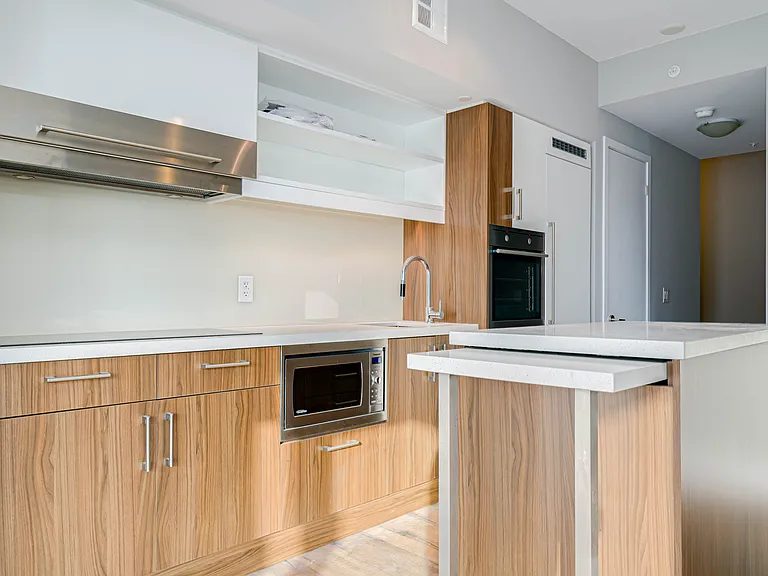 25 Selby St #404 — Photo 3
