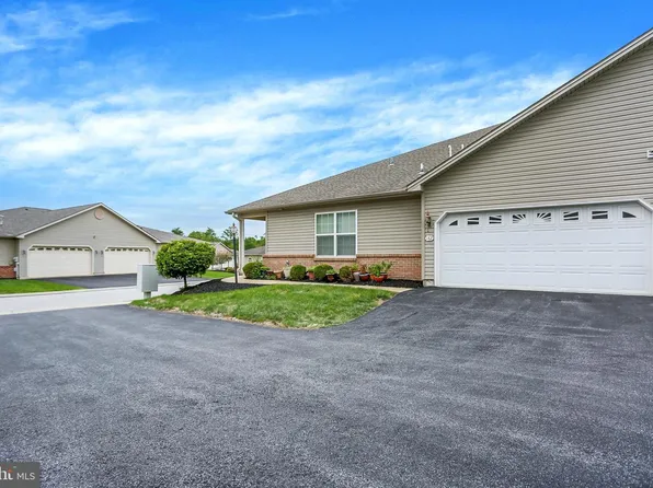 182 Meadowview Dr, Harrisburg, PA 17111