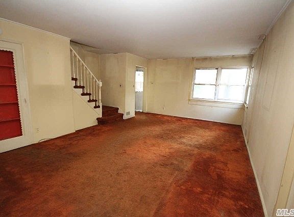 3rd image of 6711 214th St