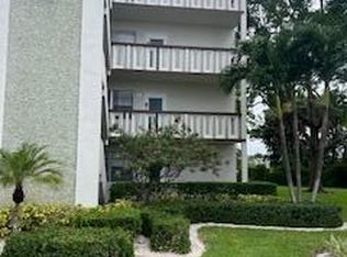 240 Southampton Sq #240-B, West Palm Beach, FL 33417