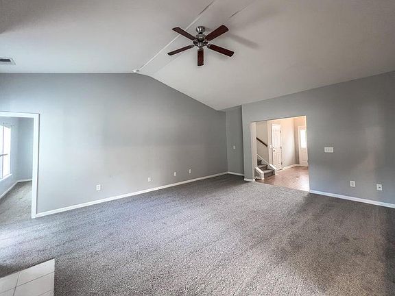 4th image of 121 Valentin Dr