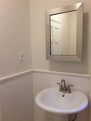 Rented by Mason Real Estate | media 22