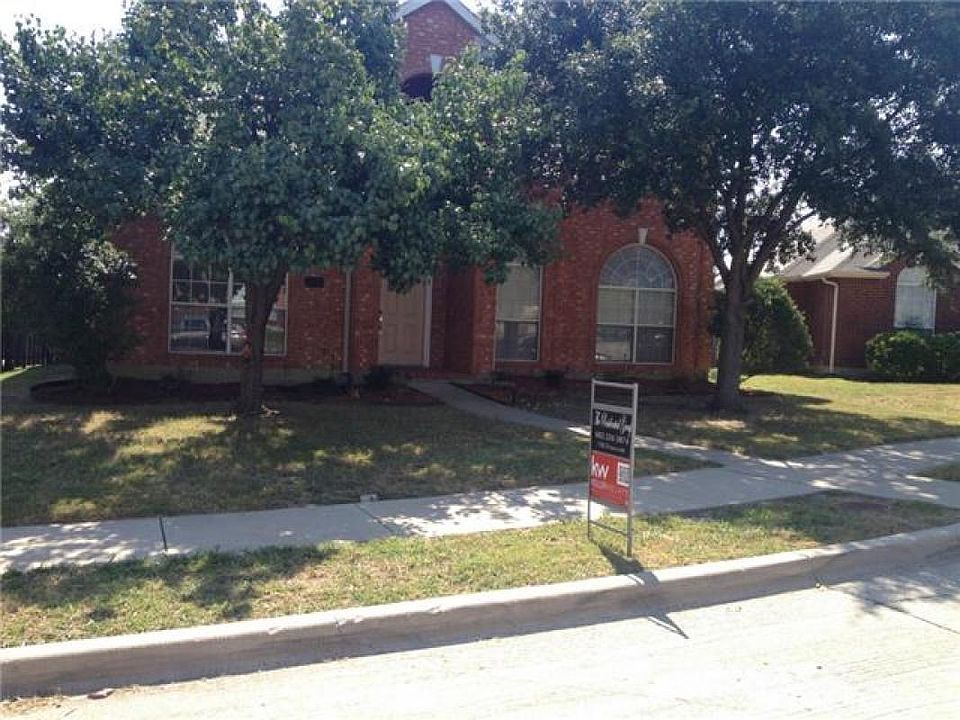 1st image of 1752 Blackstone Dr