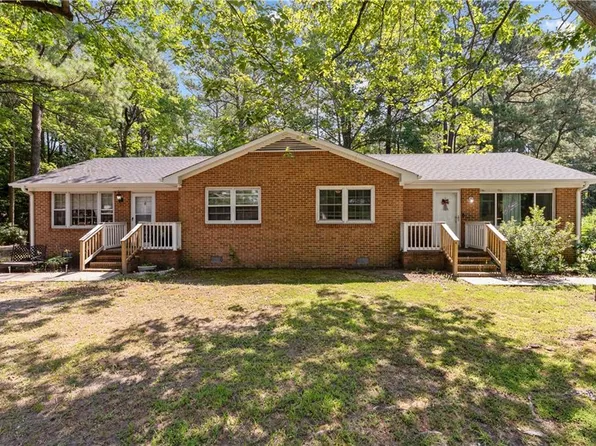 3067 Severn Wharf Rd, Hayes, VA 23072
