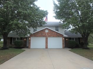 5101 W Millbrook Dr, Columbia, MO 65203