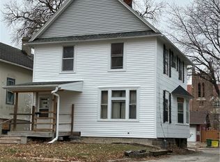 404 N Maple St, Creston, IA 50801