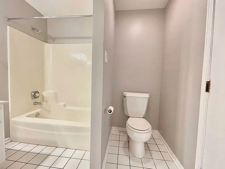 13841 Cambridge Cir — Photo 19