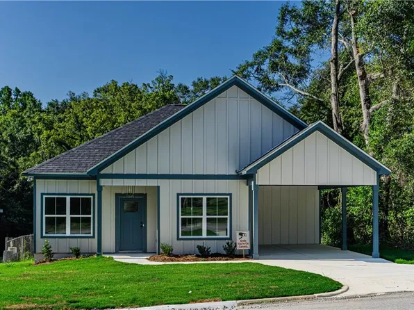 1521 24th St, Phenix City, AL 36867
