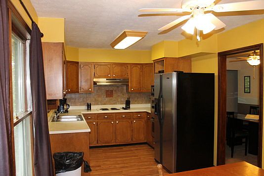 5th image of 1 Great Oaks Dr