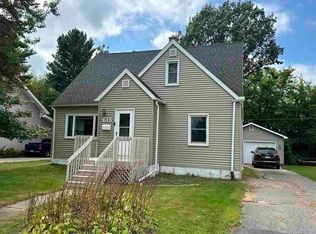 615 1st St, Nashwauk, MN 55769